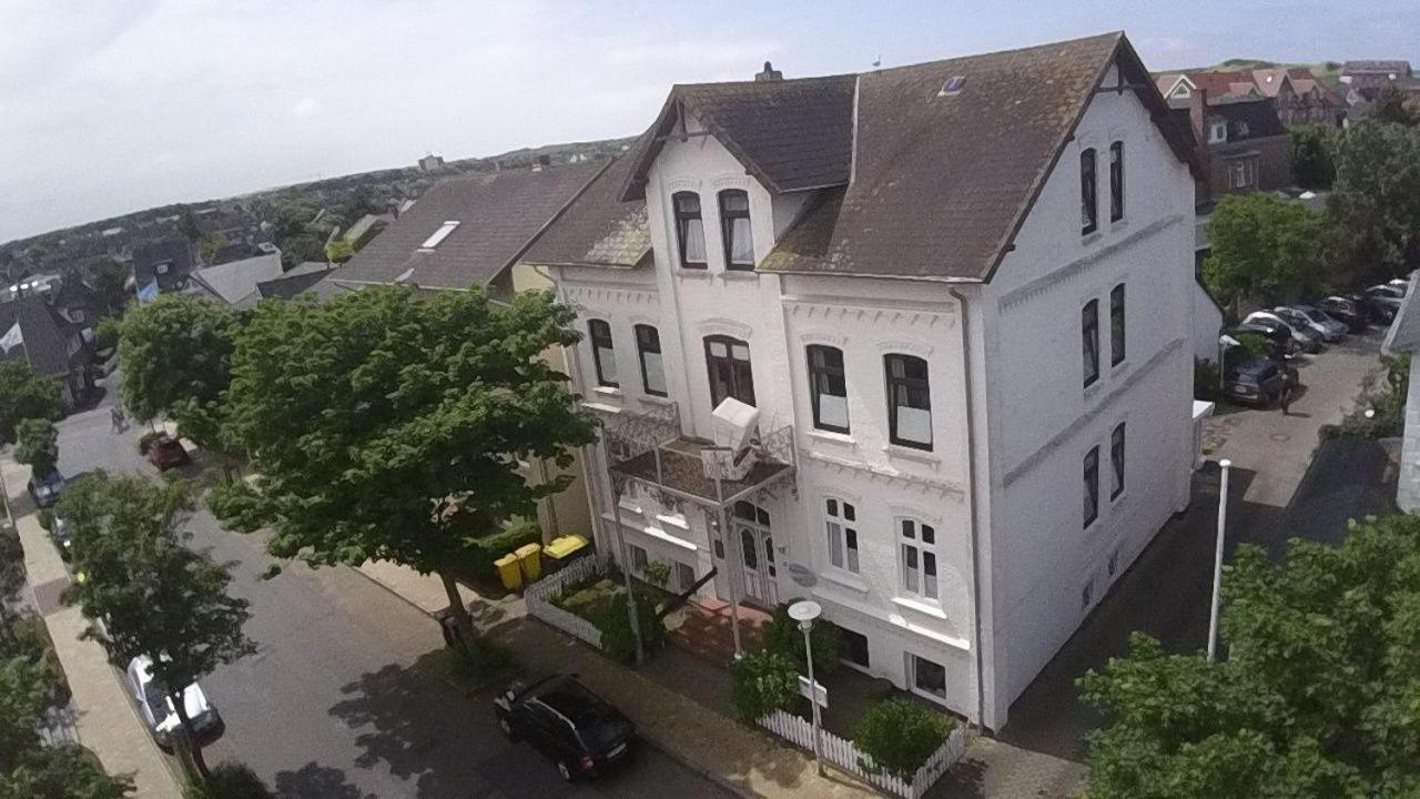 Guest house Kapitaenshaus-lassen-zimmer-kajuete *