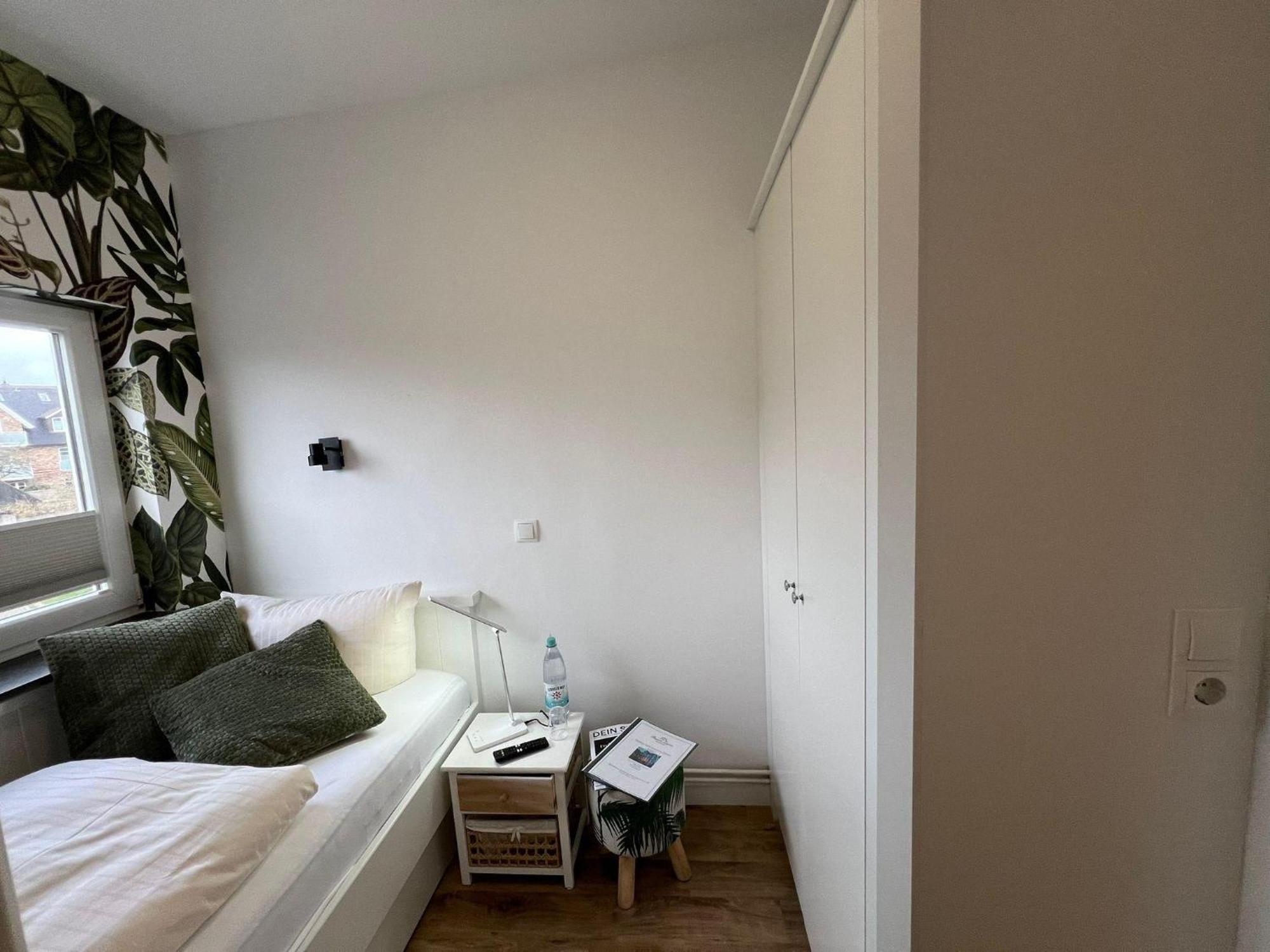 Kapitaenshaus-lassen-zimmer-kajuete Guest house *